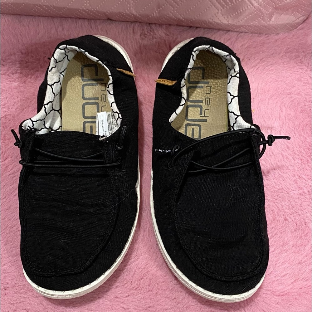 Hey Dude youth sz3 fits women’s sz5